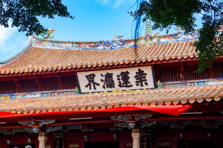 搬家吉日查询：2025年农历十月哪天搬家最好最吉利